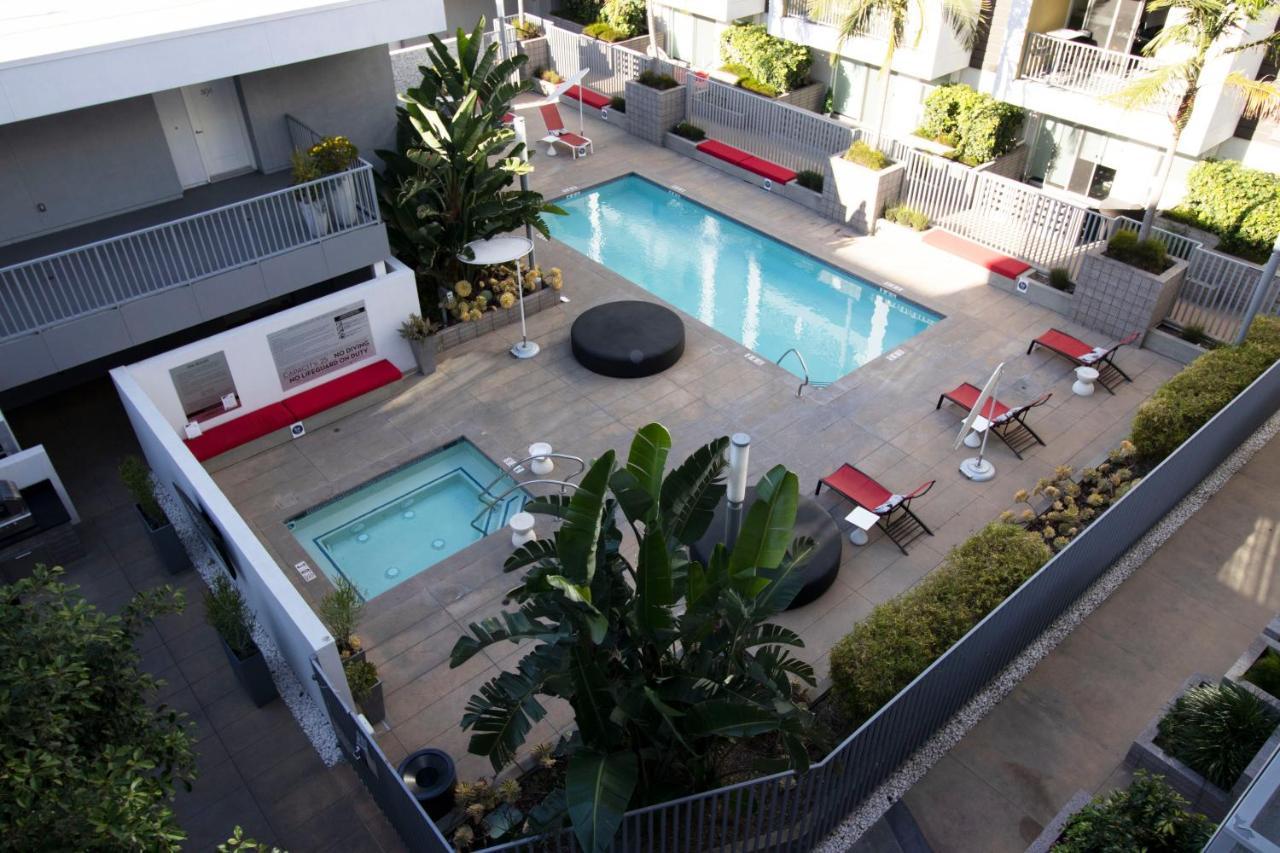 ロサンゼルスDh West Hollywood Caアパートメント エクステリア 写真